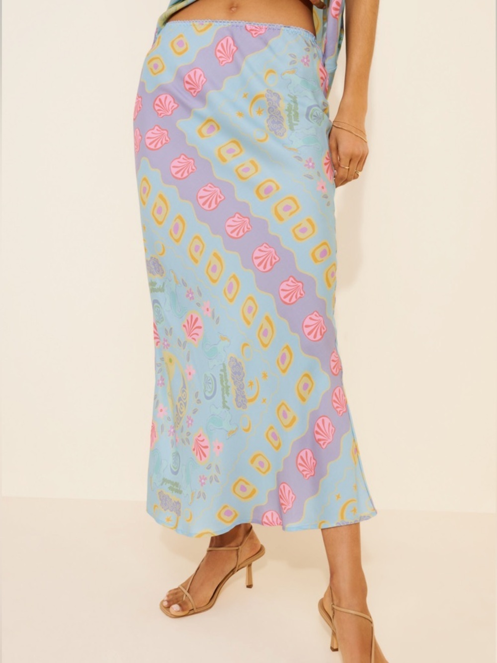 Spell Aquarius Bias Maxi Skirt Sky Blue Small Seashell Pattern Coastal Tencel - Picture 3 of 9